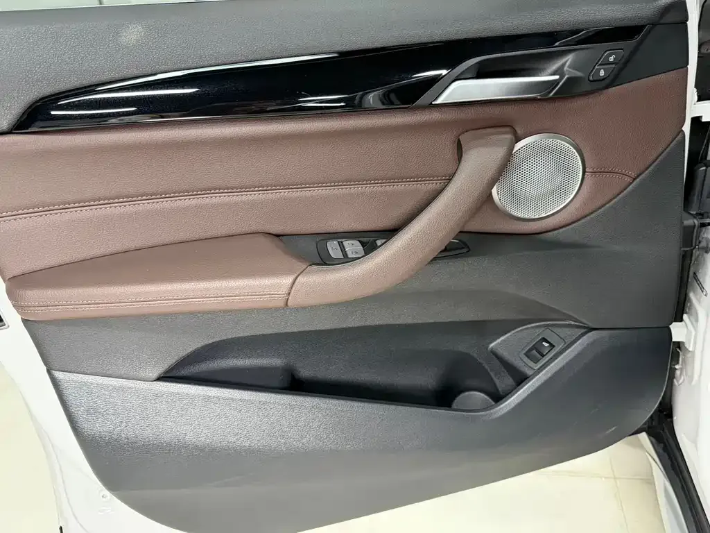 BMW X1 2022 из CN, фото 9