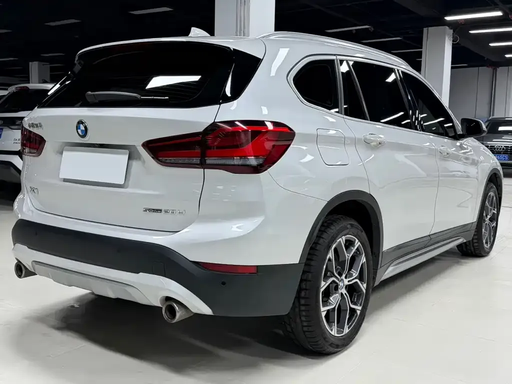 BMW X1 2022 из CN, фото 2