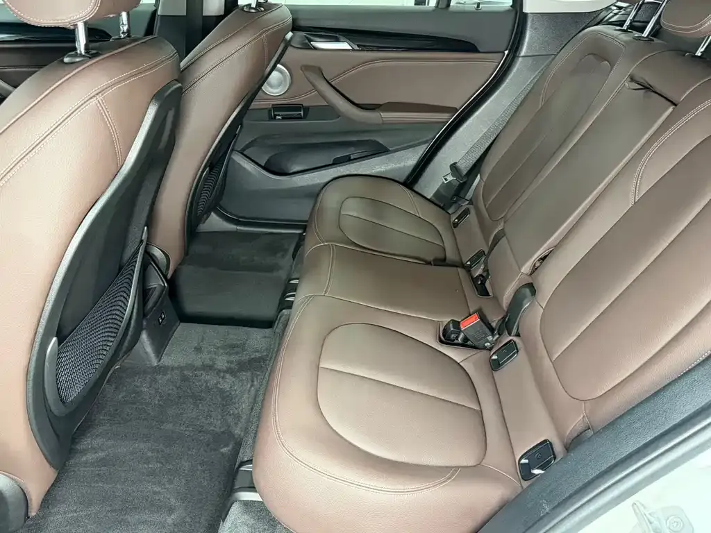 BMW X1 2022 из CN, фото 4