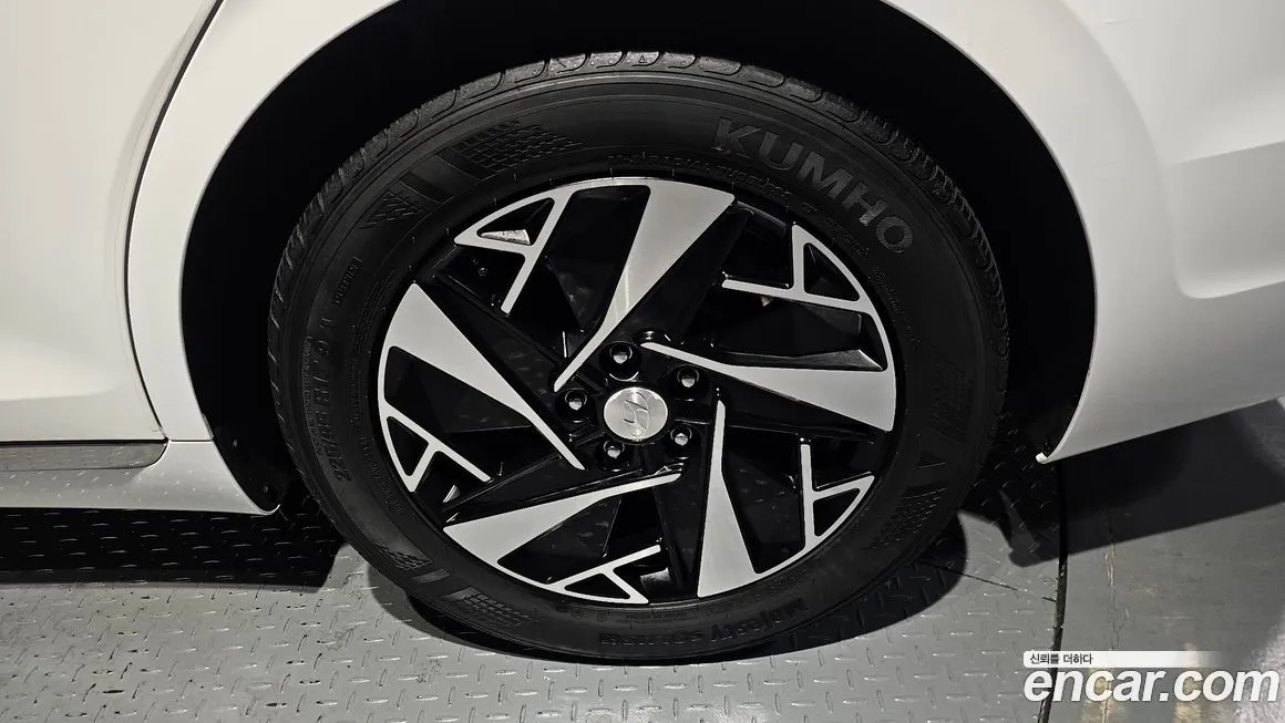 Hyundai Grandeur 2022 из KR, фото 5