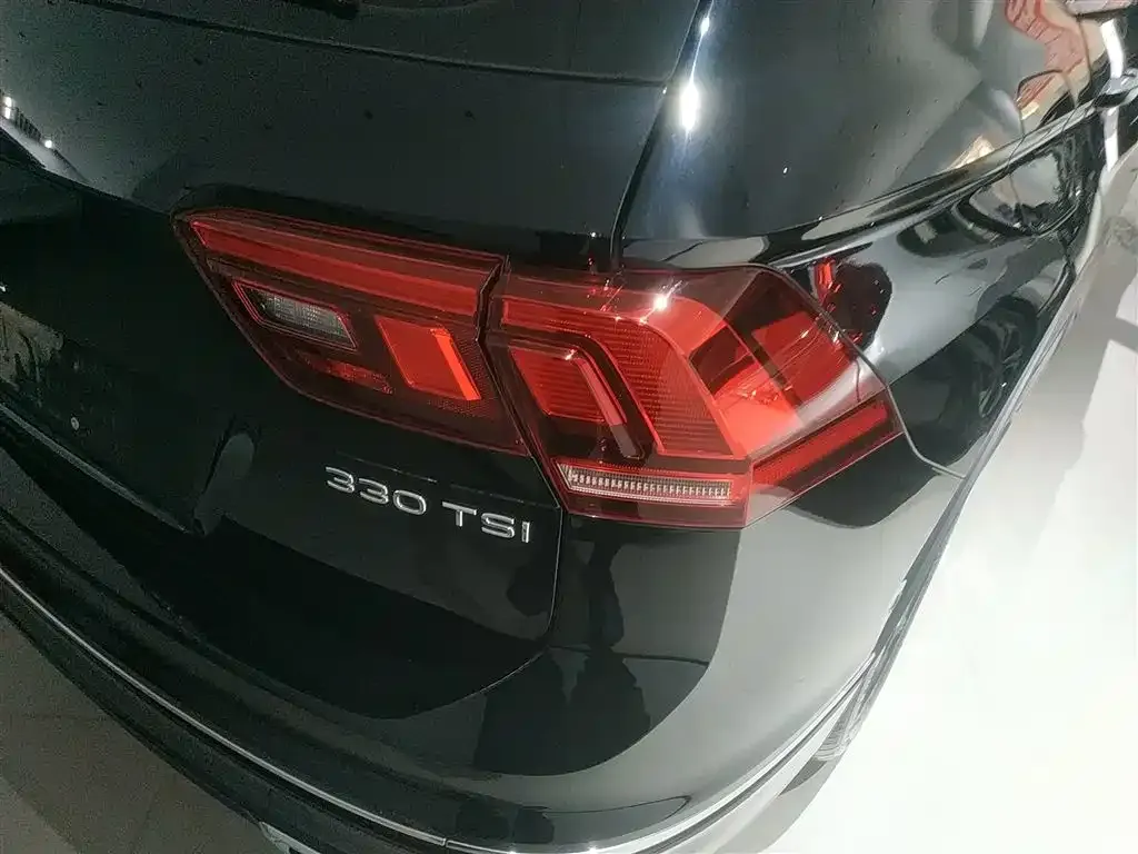 Volkswagen Tiguan L 2024 из CN, фото 3