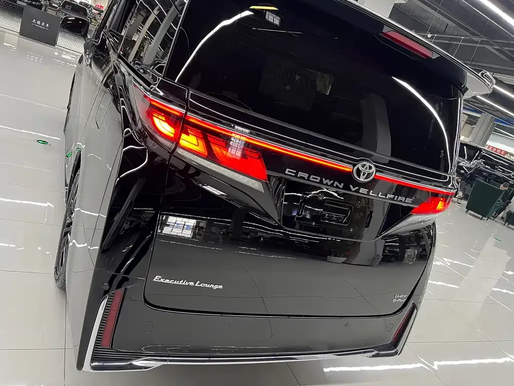Toyota Vellfire 2025 из CN, фото 9