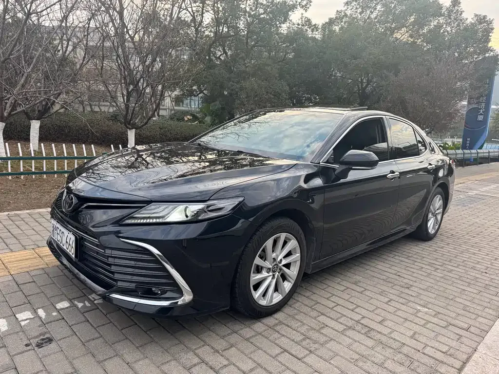 Toyota Camry 2022 из CN, фото 1
