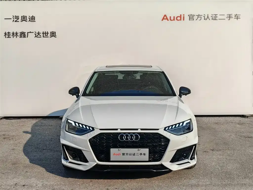 Audi A4L 2021 из CN, фото 3