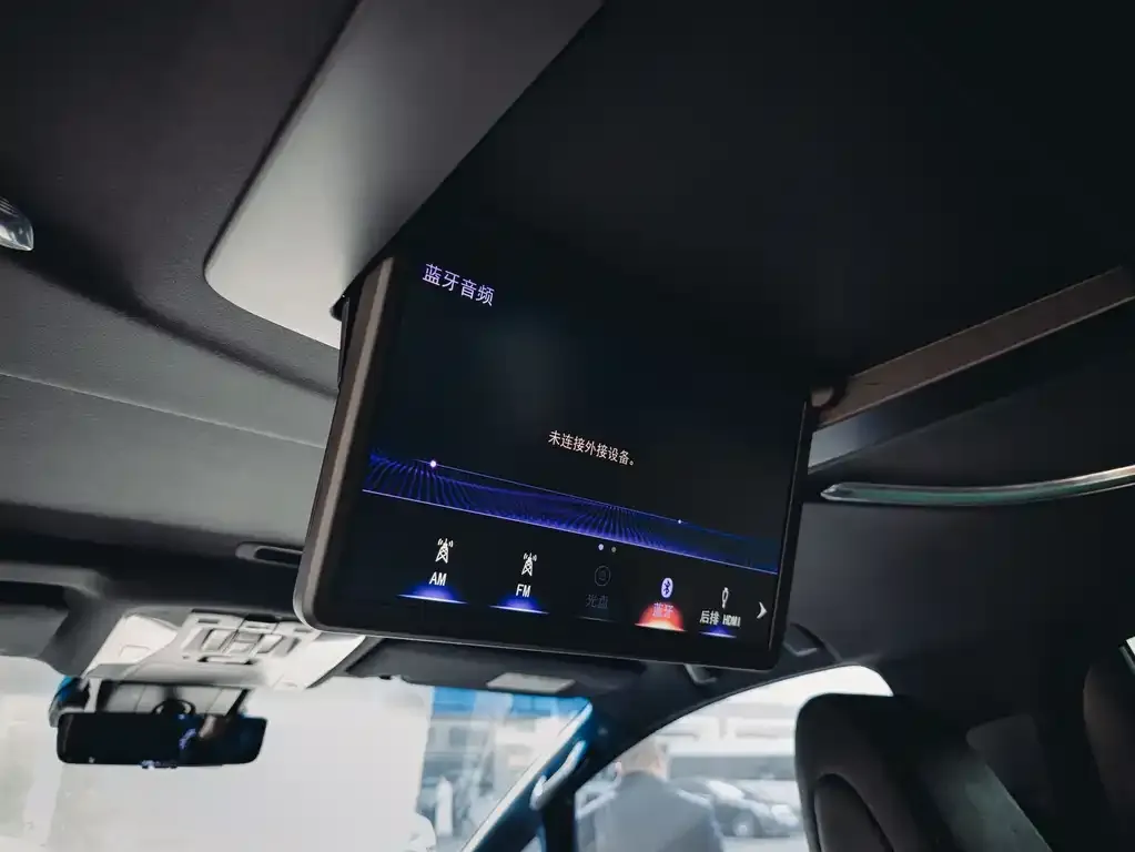 Lexus LM 2023 из CN, фото 2