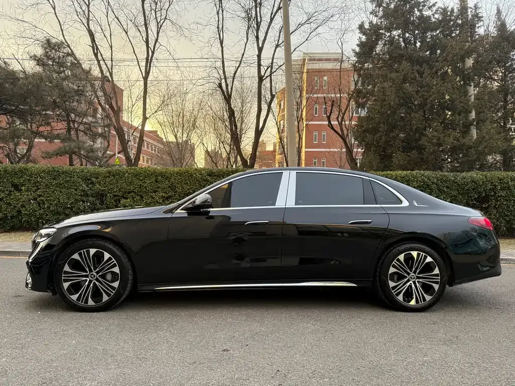 Mercedes-Benz E-Class 2024 из CN, фото 10