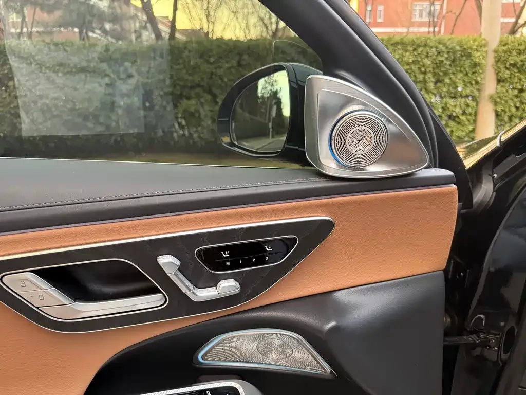 Mercedes-Benz E-Class 2024 из CN, фото 2