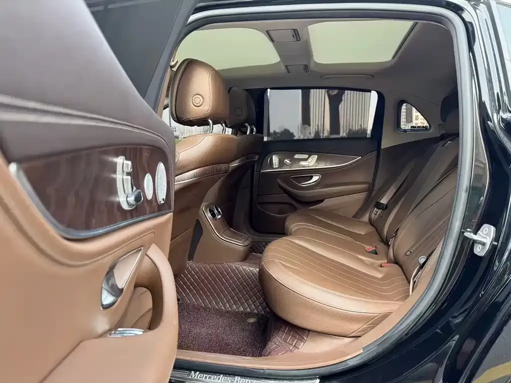 Mercedes-Benz E-Class 2021 из CN, фото 7
