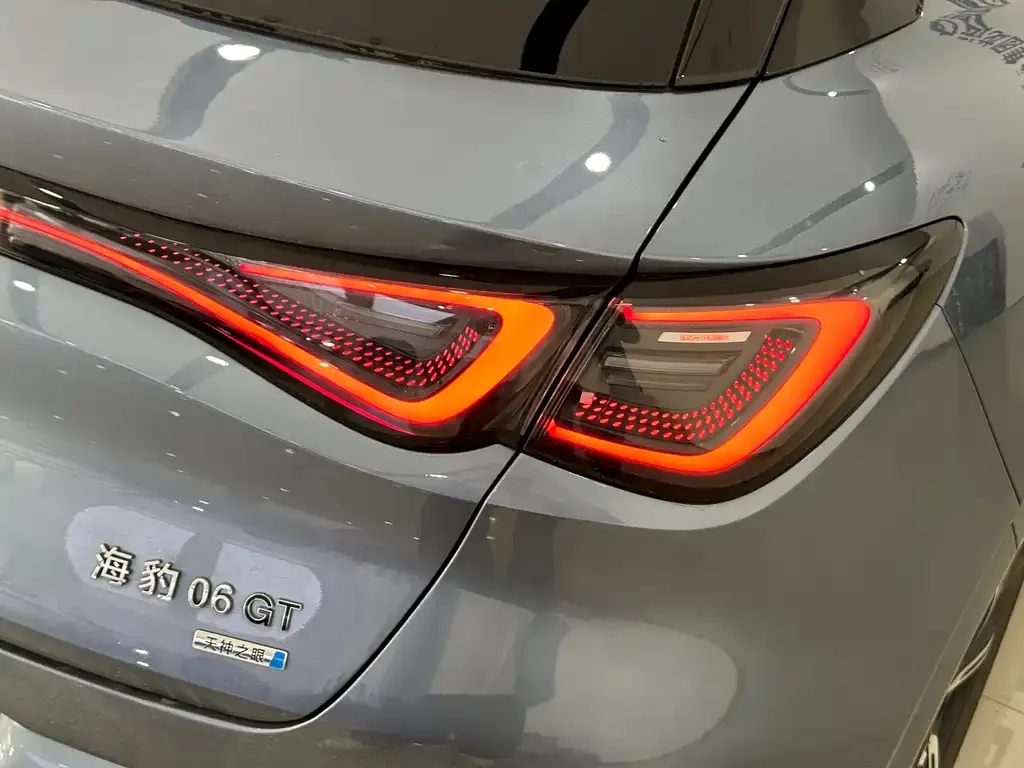 BYD Seal 06GT — фото 3