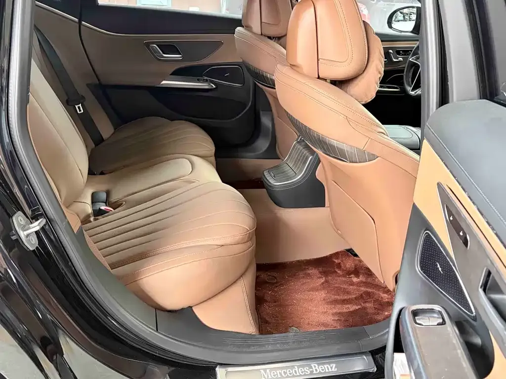 Mercedes-Benz E-Class 2024 из CN, фото 7
