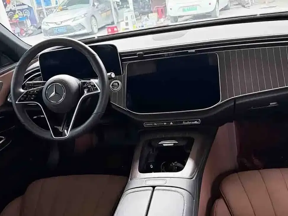 Mercedes-Benz E-Class 2024 из CN, фото 6