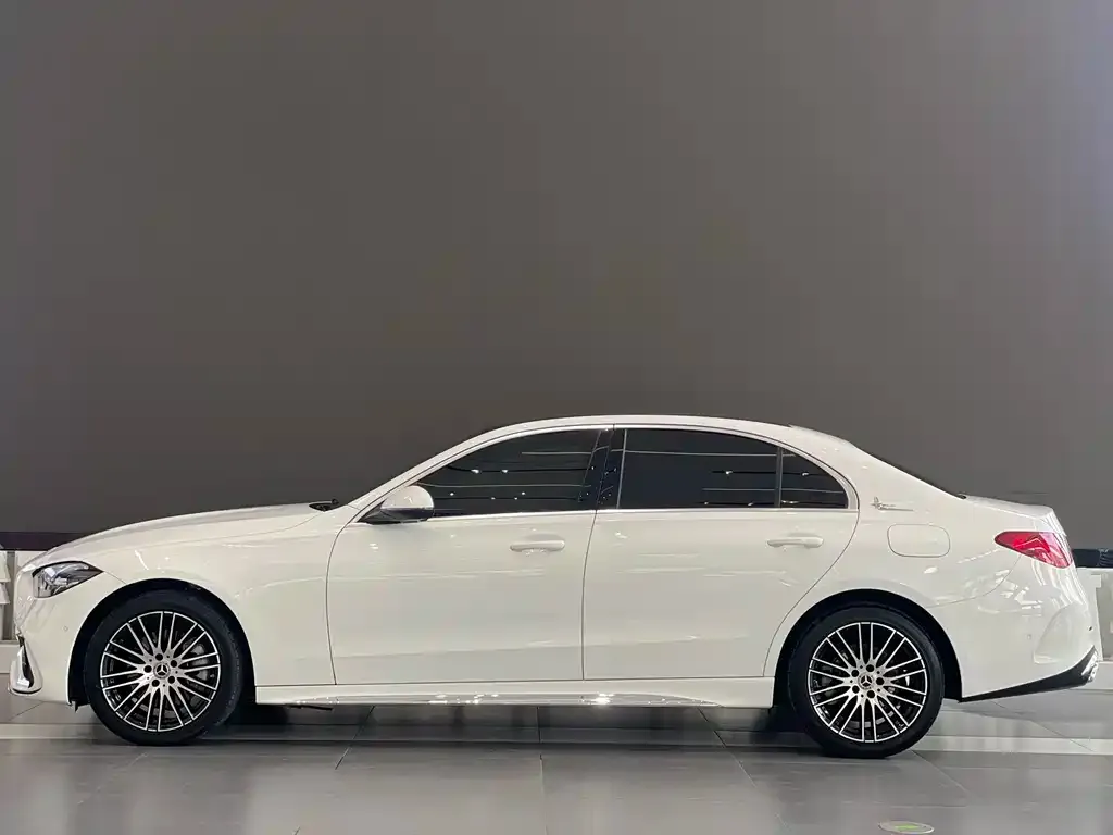 Mercedes-Benz C-Class — фото 2