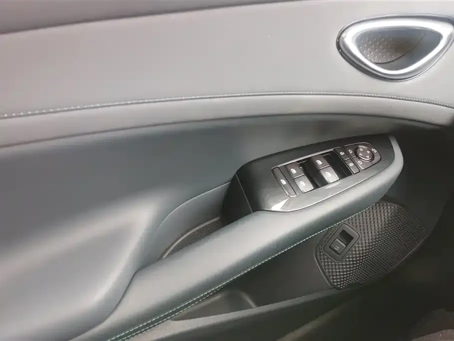 BYD Seal 06GT — фото 6