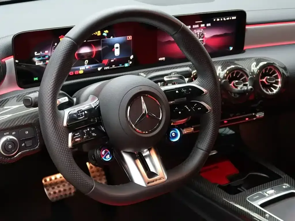 Mercedes-Benz A-Class AMG (Import) 2025 из CN, фото 4