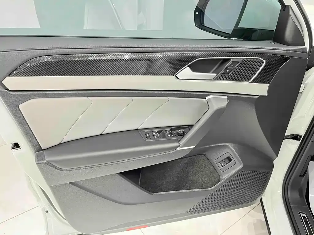 Volkswagen Tayron 2023 из CN, фото 9