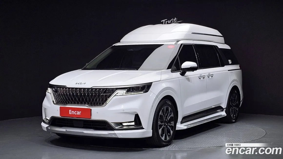 Kia Carnival — фото 1