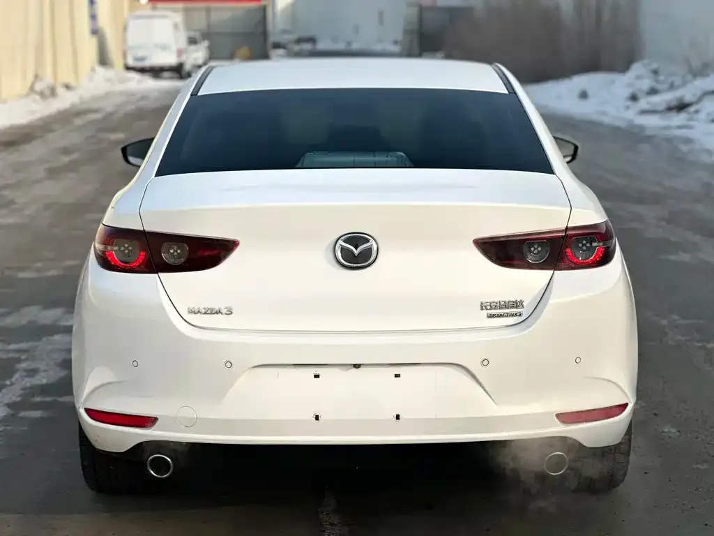 Mazda 3 Axela 2022 из CN, фото 2