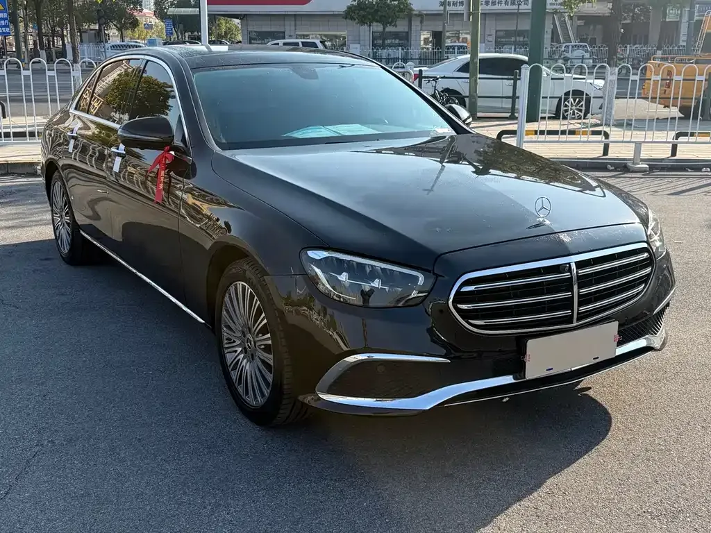 Mercedes-Benz E-Class 2023 из CN, фото 5