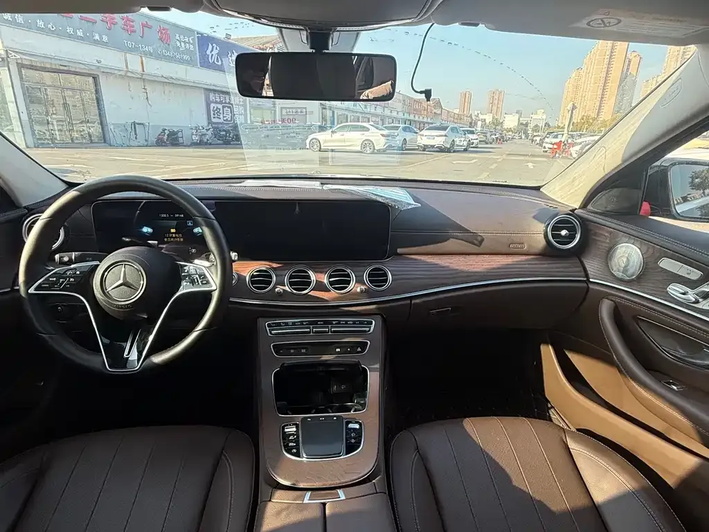 Mercedes-Benz E-Class 2023 из CN, фото 2