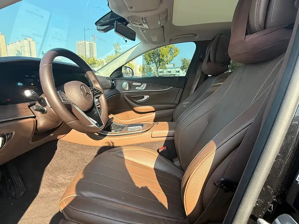 Mercedes-Benz E-Class 2023 из CN, фото 8