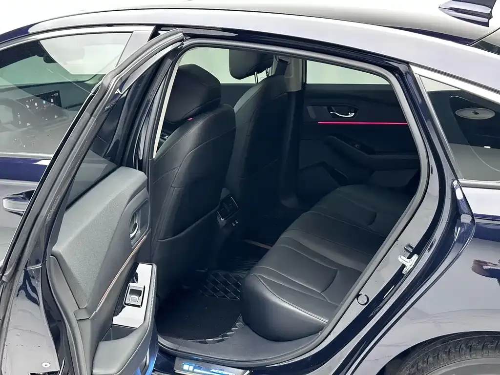 Honda Accord 2024 из CN, фото 6