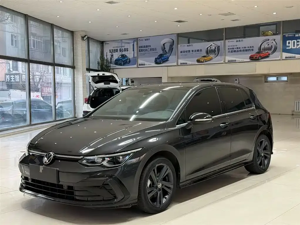 Volkswagen Golf 2022 из CN, фото 1