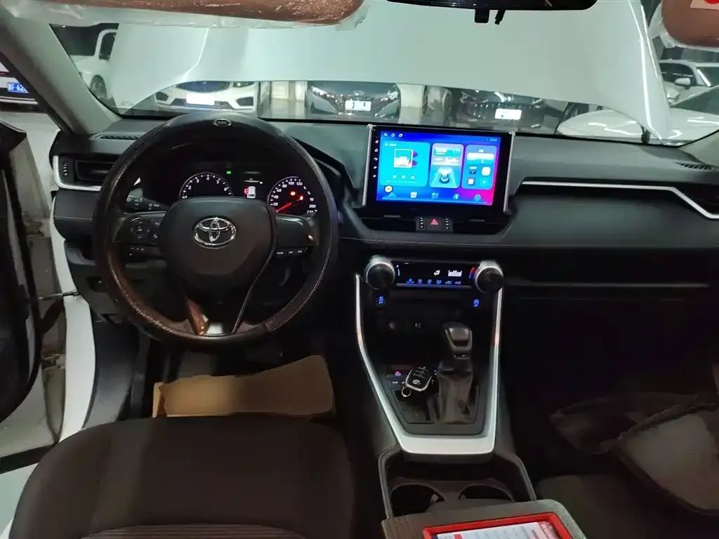 Toyota Wildlander 2022 из CN, фото 4
