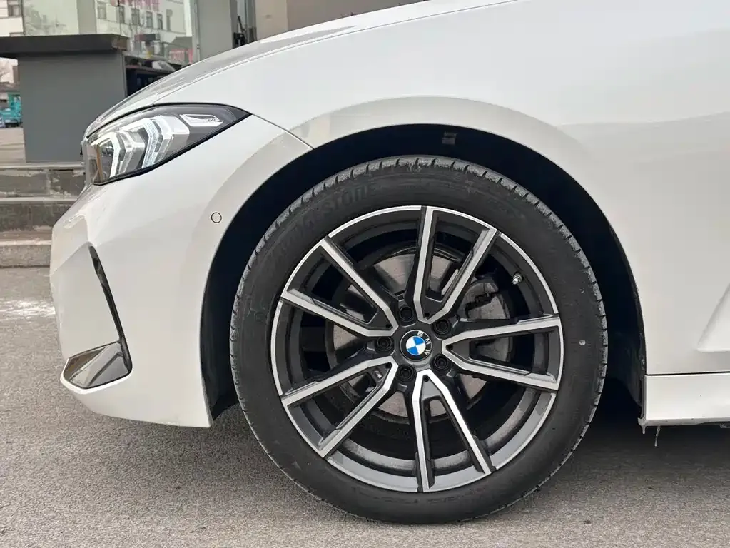BMW 3 Series 2025 из CN, фото 3