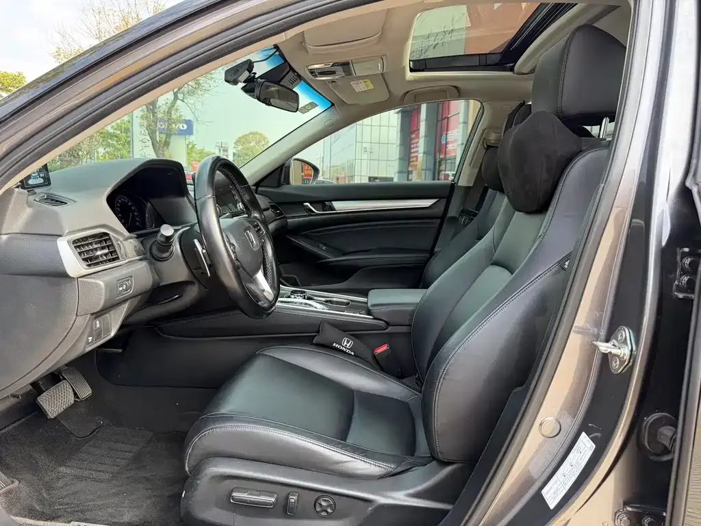 Honda Accord 2021 из CN, фото 4
