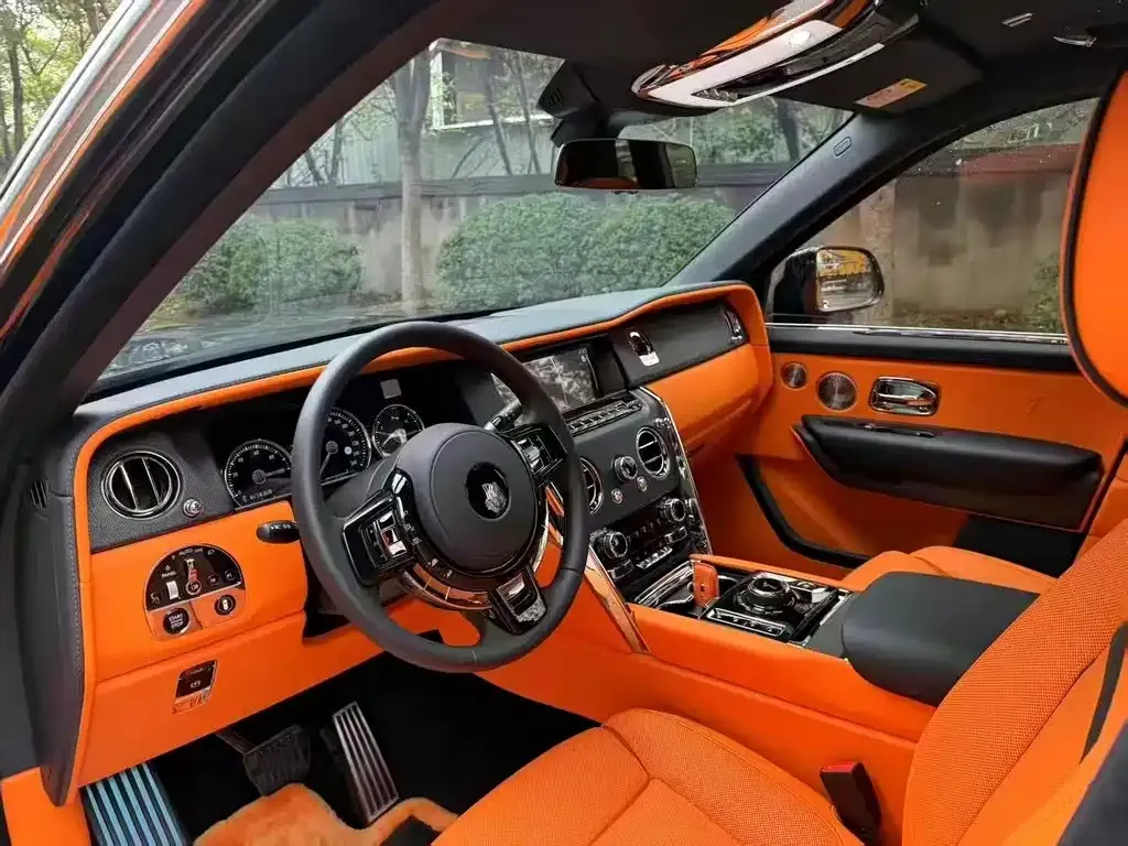 Rolls-Royce Cullinan 2023 из CN, фото 2