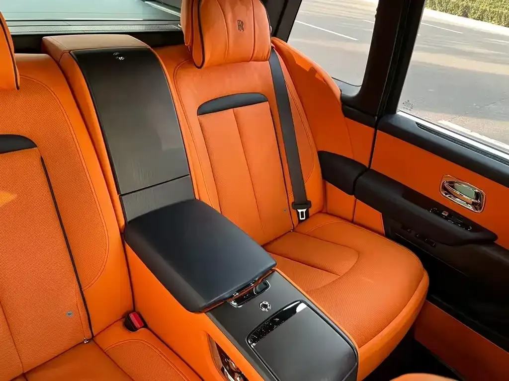 Rolls-Royce Cullinan 2023 из CN, фото 3