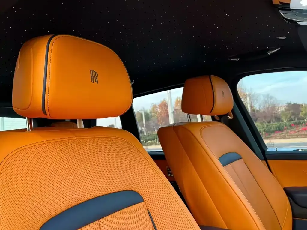 Rolls-Royce Cullinan 2023 из CN, фото 4