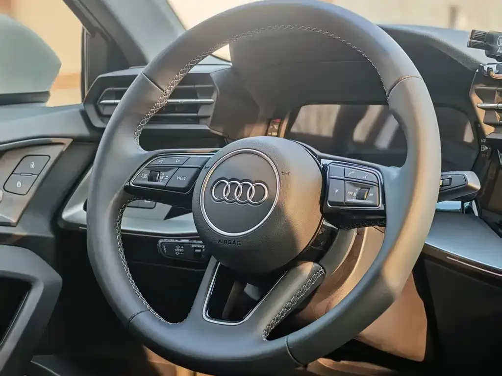 Audi A3 2024 из CN, фото 3