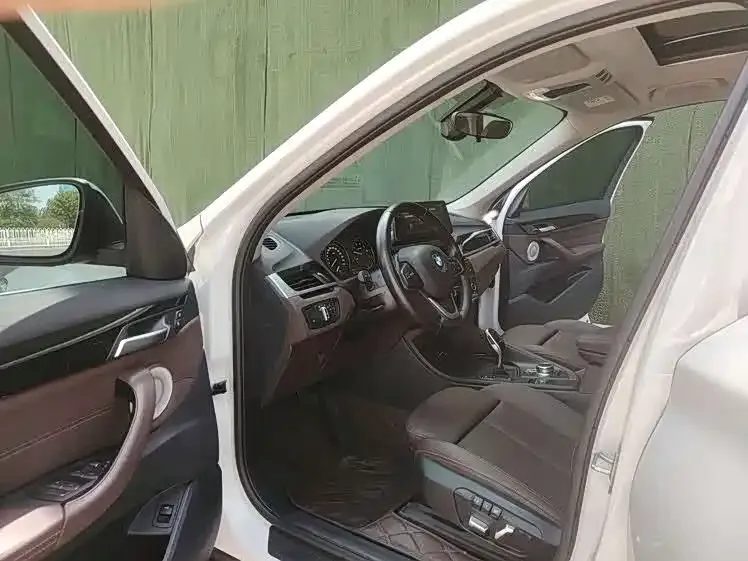 BMW X1 2021 из CN, фото 2