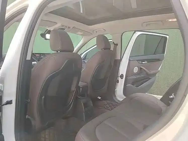 BMW X1 2021 из CN, фото 6