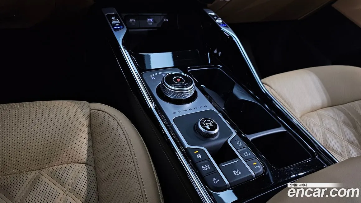 Kia Sorento — фото 7