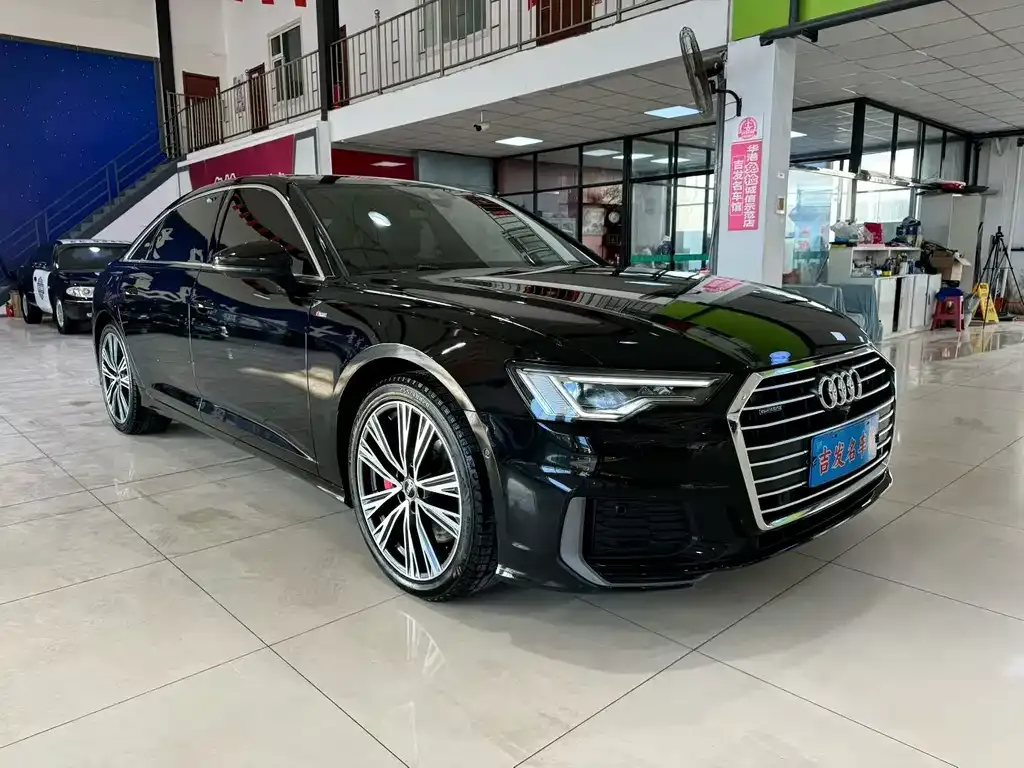 Audi A6L 2022 из CN, фото 2