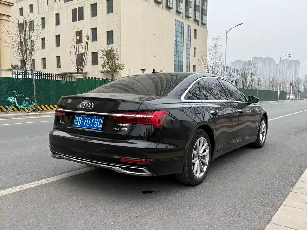 Audi A6L 2023 из CN, фото 2