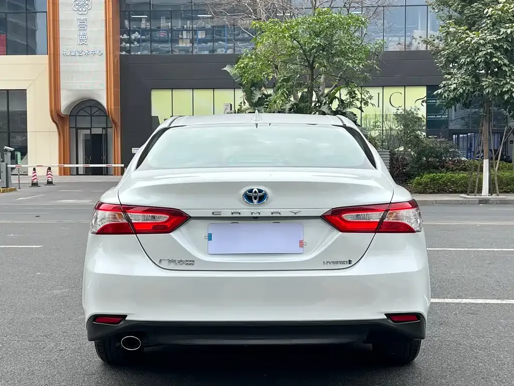 Toyota Camry 2023 из CN, фото 5