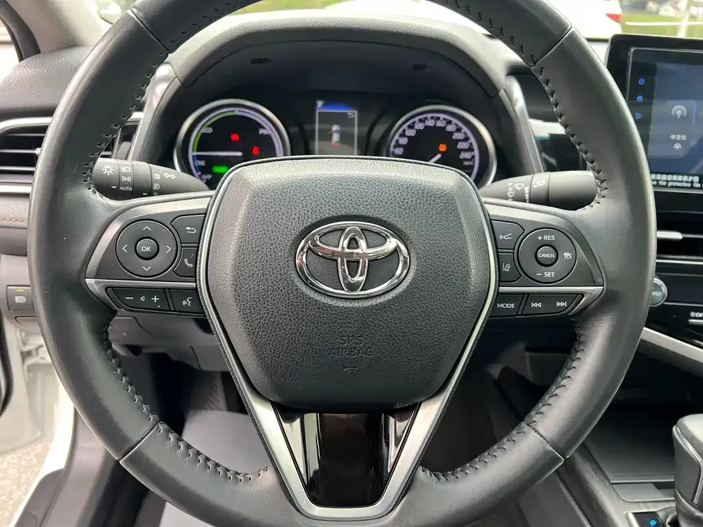Toyota Camry 2023 из CN, фото 4