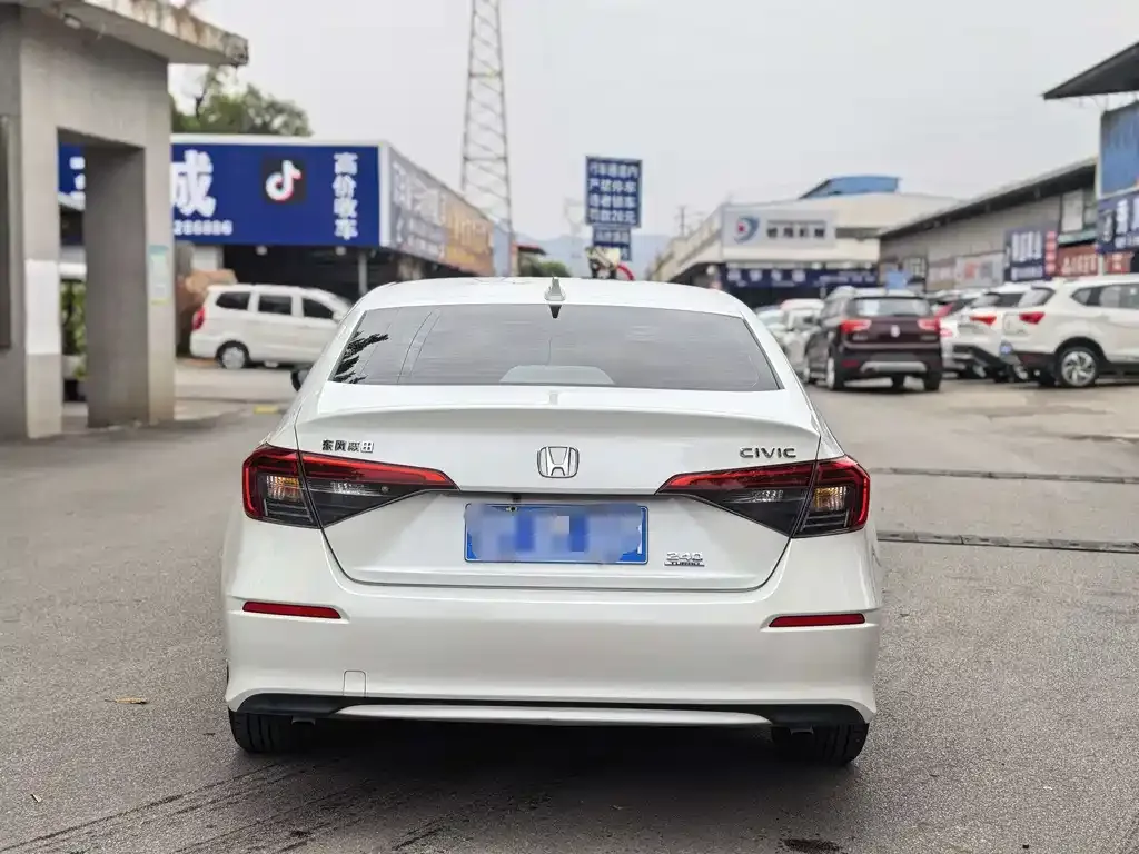Honda Civic 2023 из CN, фото 9