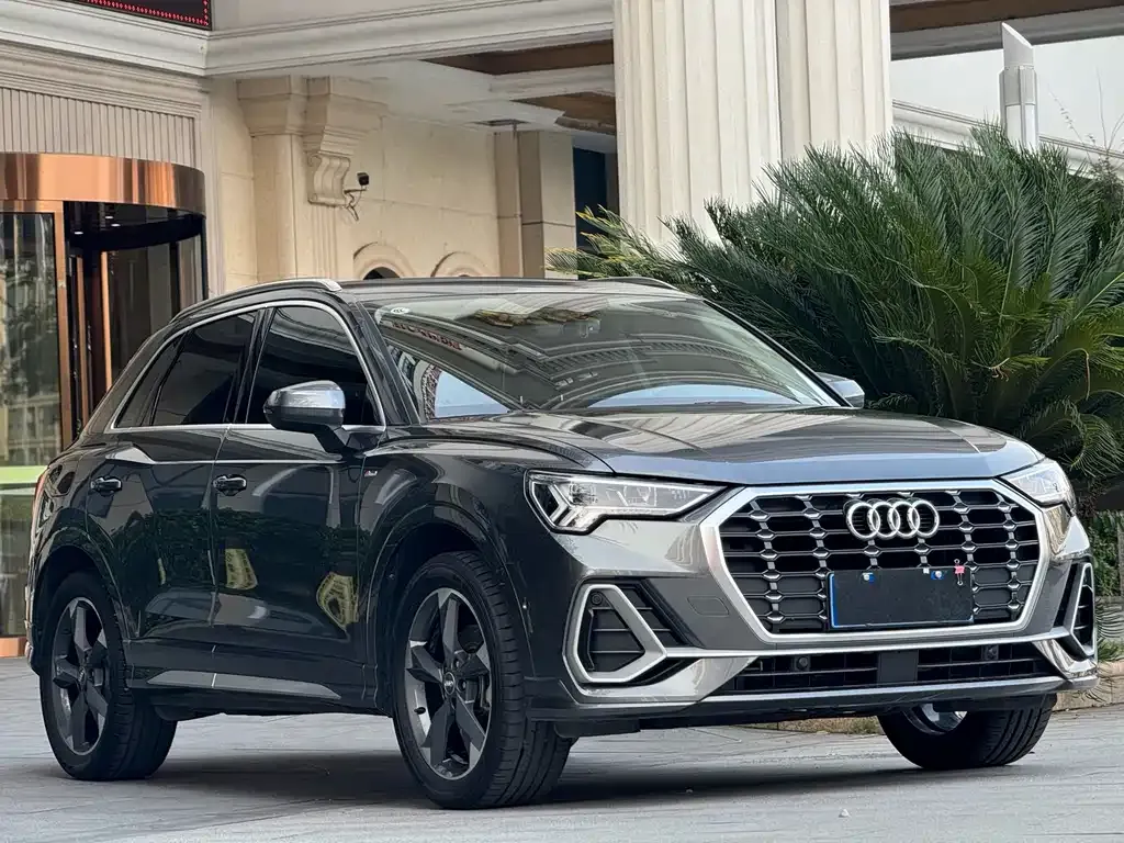 Audi Q3 2021 из CN, фото 10