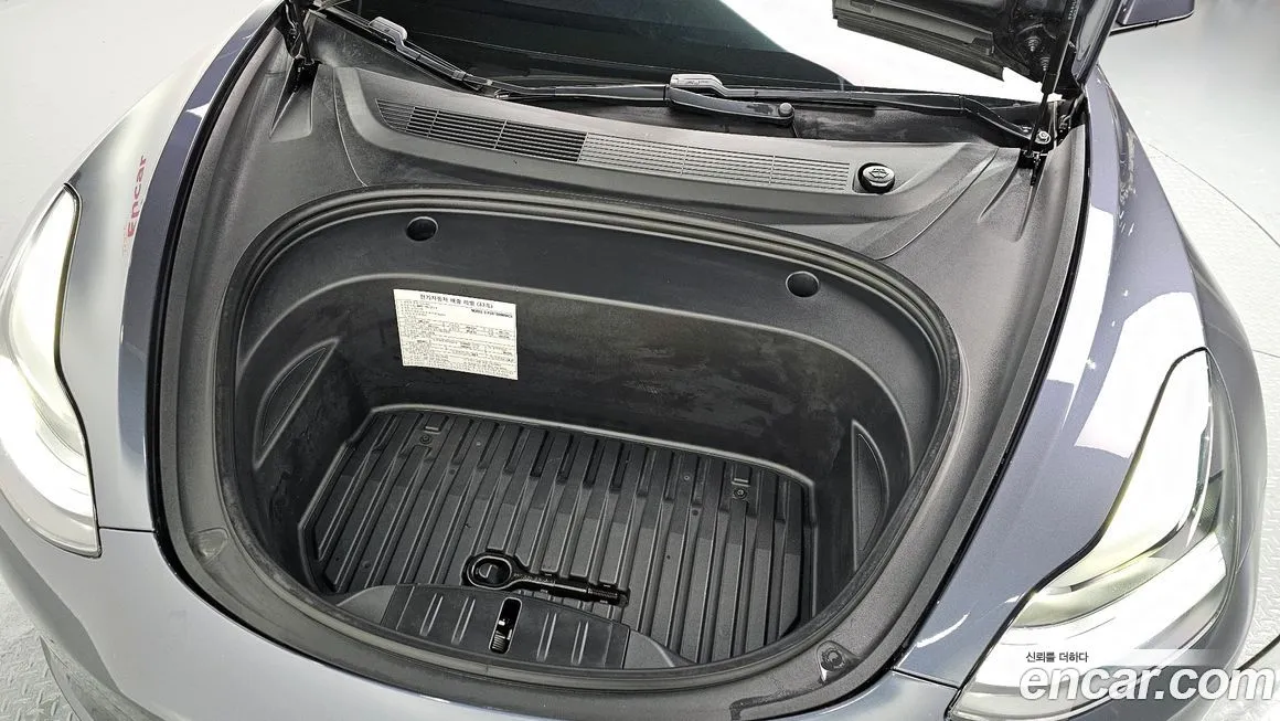 Tesla Model 3 2021 из KR, фото 8