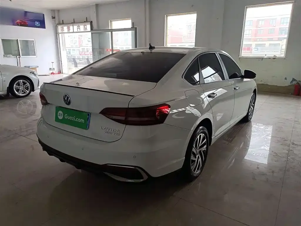Volkswagen Lavida 2023 из CN, фото 6