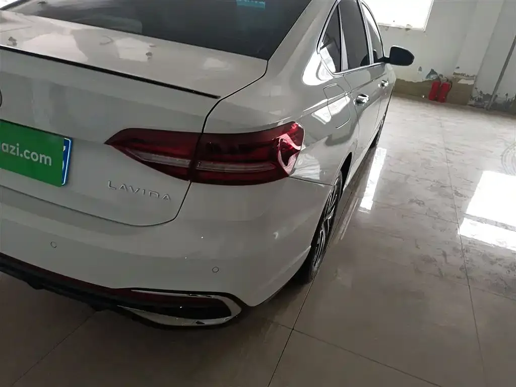 Volkswagen Lavida 2023 из CN, фото 9