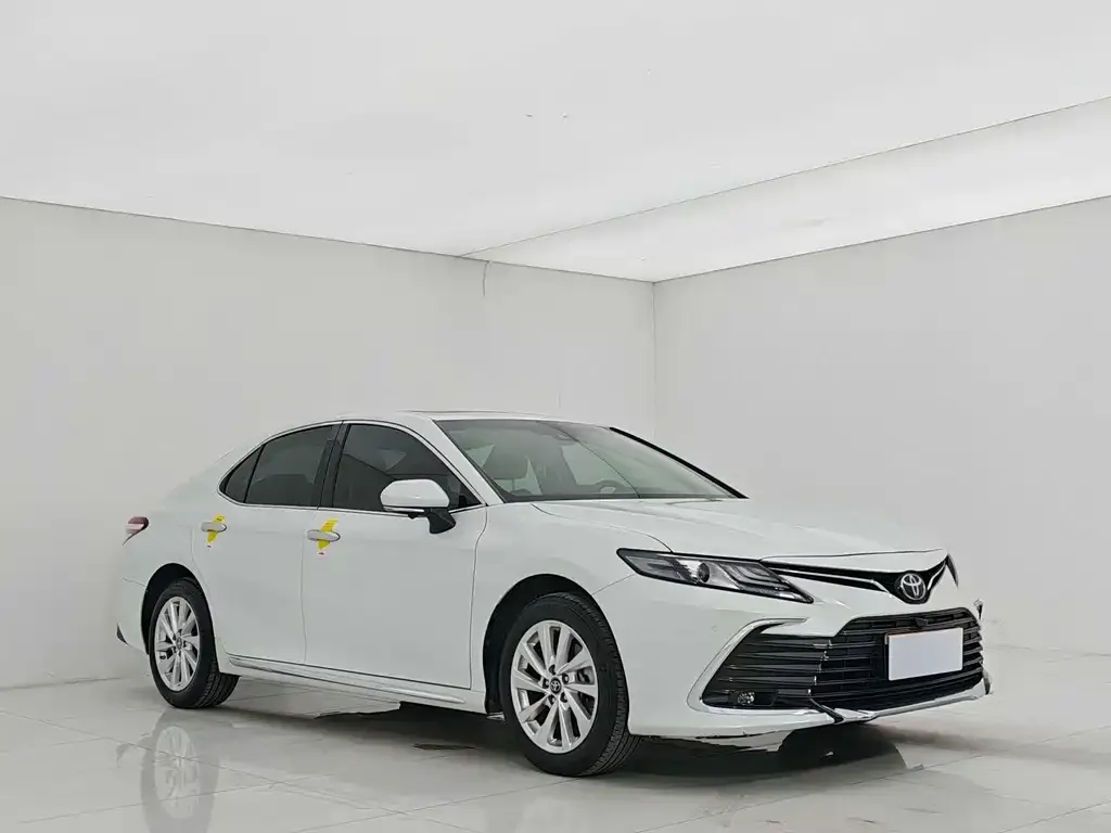 Toyota Camry 2023 из CN, фото 3