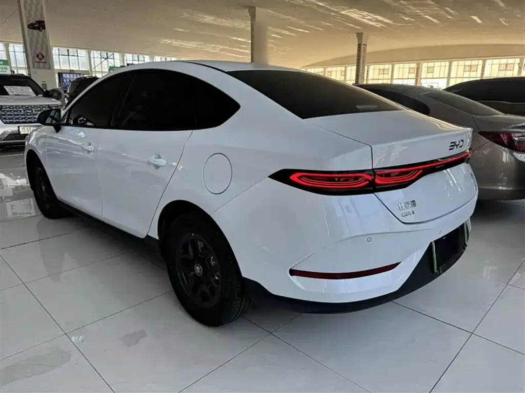 BYD Qin PLUS 2025 из CN, фото 9