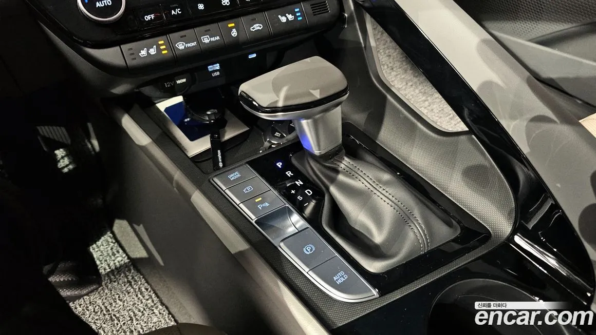 Hyundai AVANTE — фото 8
