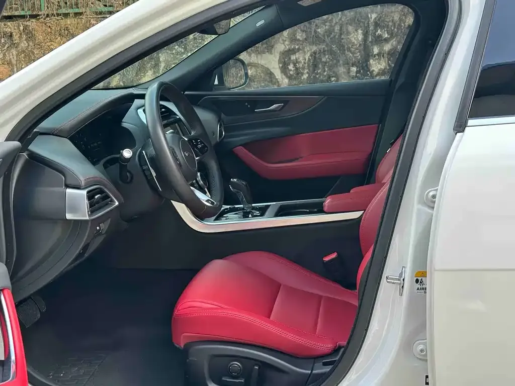 Jaguar XEL 2022 из CN, фото 6