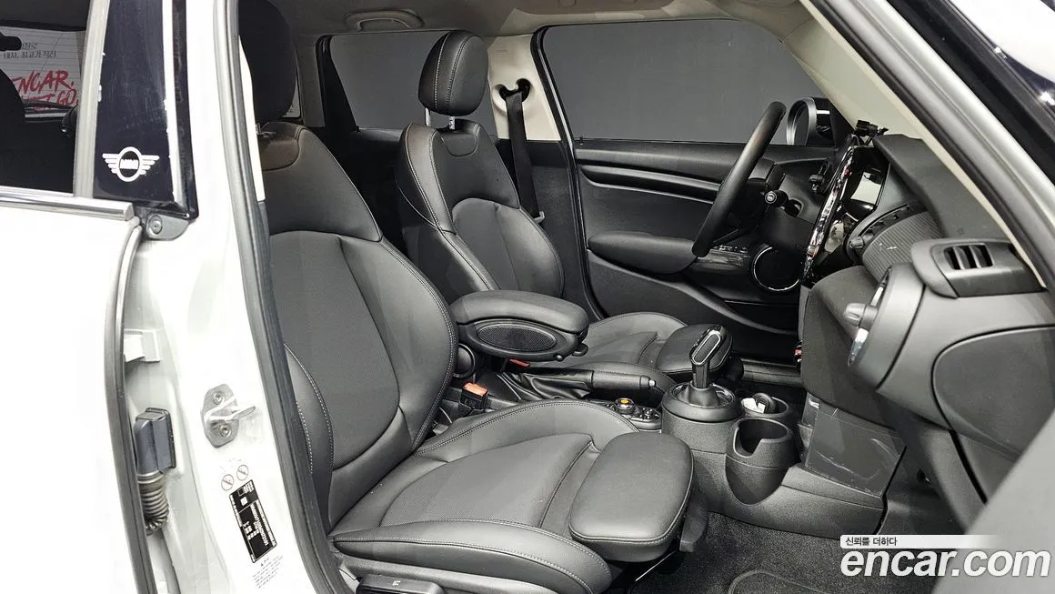 Mini Cooper 2021 из KR, фото 7